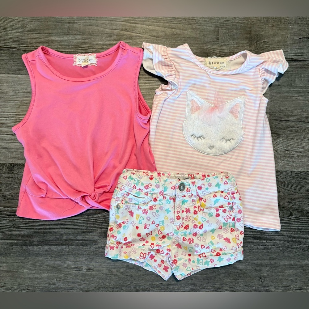 Bubblegum Pink Twist-Front Tank Top w/shorts and bonus nightwear. Girls size 2T